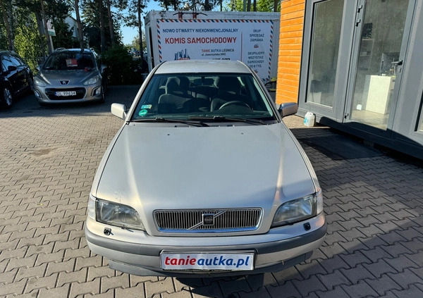 Volvo S40 cena 2990 przebieg: 323560, rok produkcji 1998 z Miłakowo małe 56